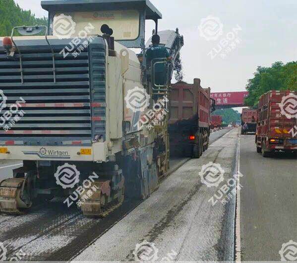 銑刨機W50H發(fā)動機的保養(yǎng)